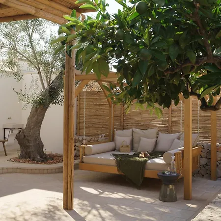 Hotel Tenuta Negroamaro 4*